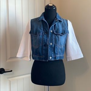 Jean jacket with fabric sleeves